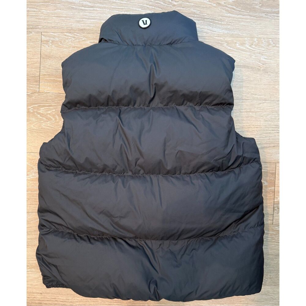 Vuori Hillside Down Vest Size Medium - Picture 5 of 7